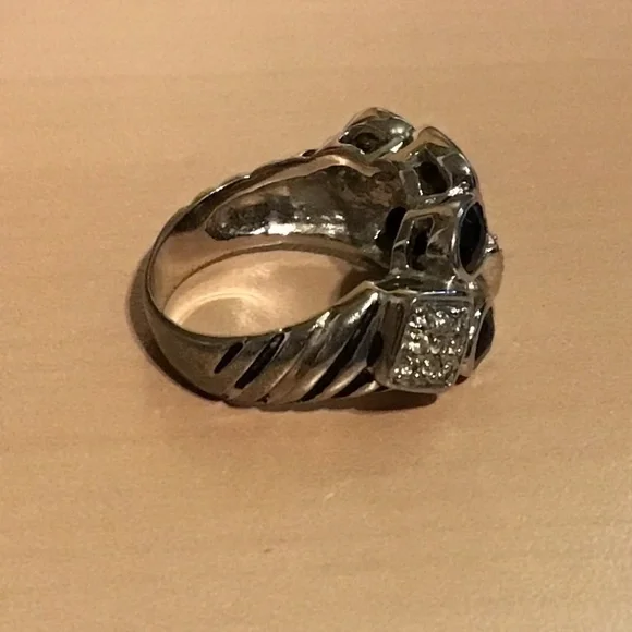 Ring - Picture 6 of 8